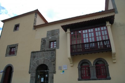 Casa de Cultura y Biblioteca