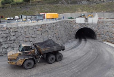 Accesos al túnel de Cerredo