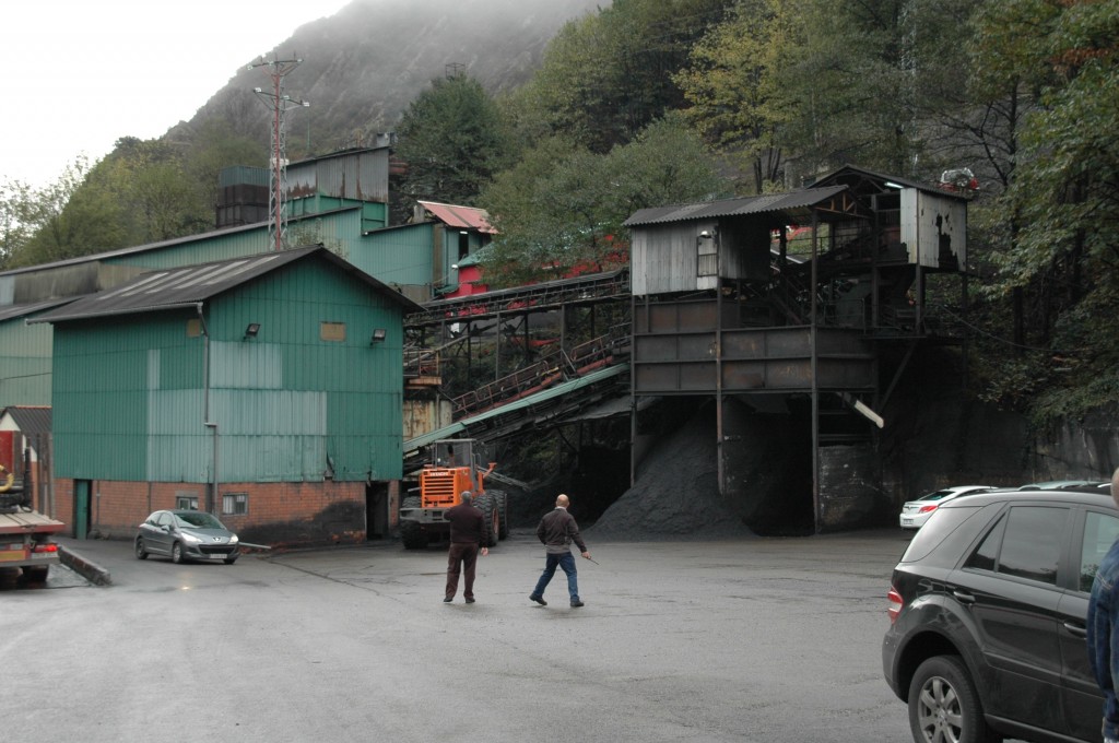 Coto Minero despide a sus trabajadores el próximo dos de enero. No al