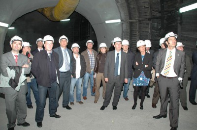 Alonso, empresarios, técnicos y autoridades en la inauguración de Pilotuerto