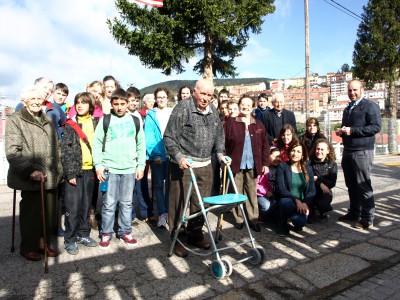 Niños de El Pascon y mayores de El Mirador