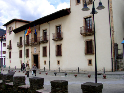 MERA.-Ayuntamiento de Cangas del Narcea