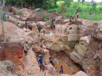 Una mina de coltán en el Congo. Internet