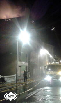 2015.03.31 Incendio urbano en Tineo 1