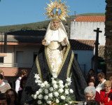 Imagen de la Virgen a la salida de la iglesia