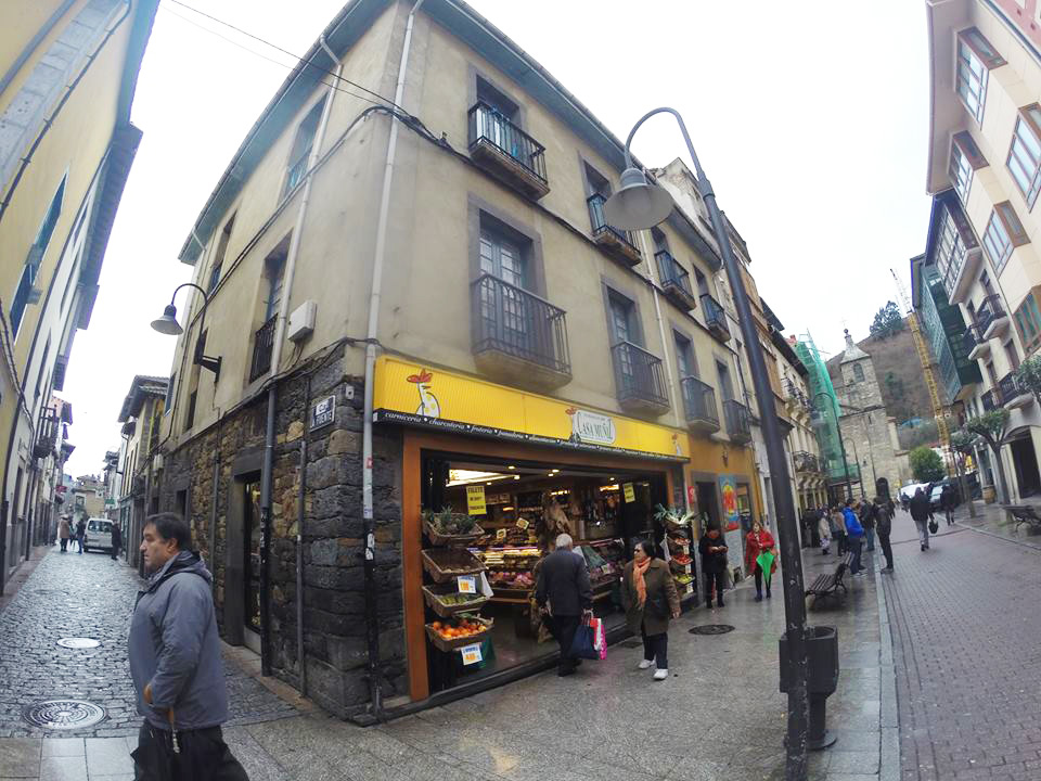 CANGAS DEL NARCEA.- La foto y su pie: Una nueva perspectiva