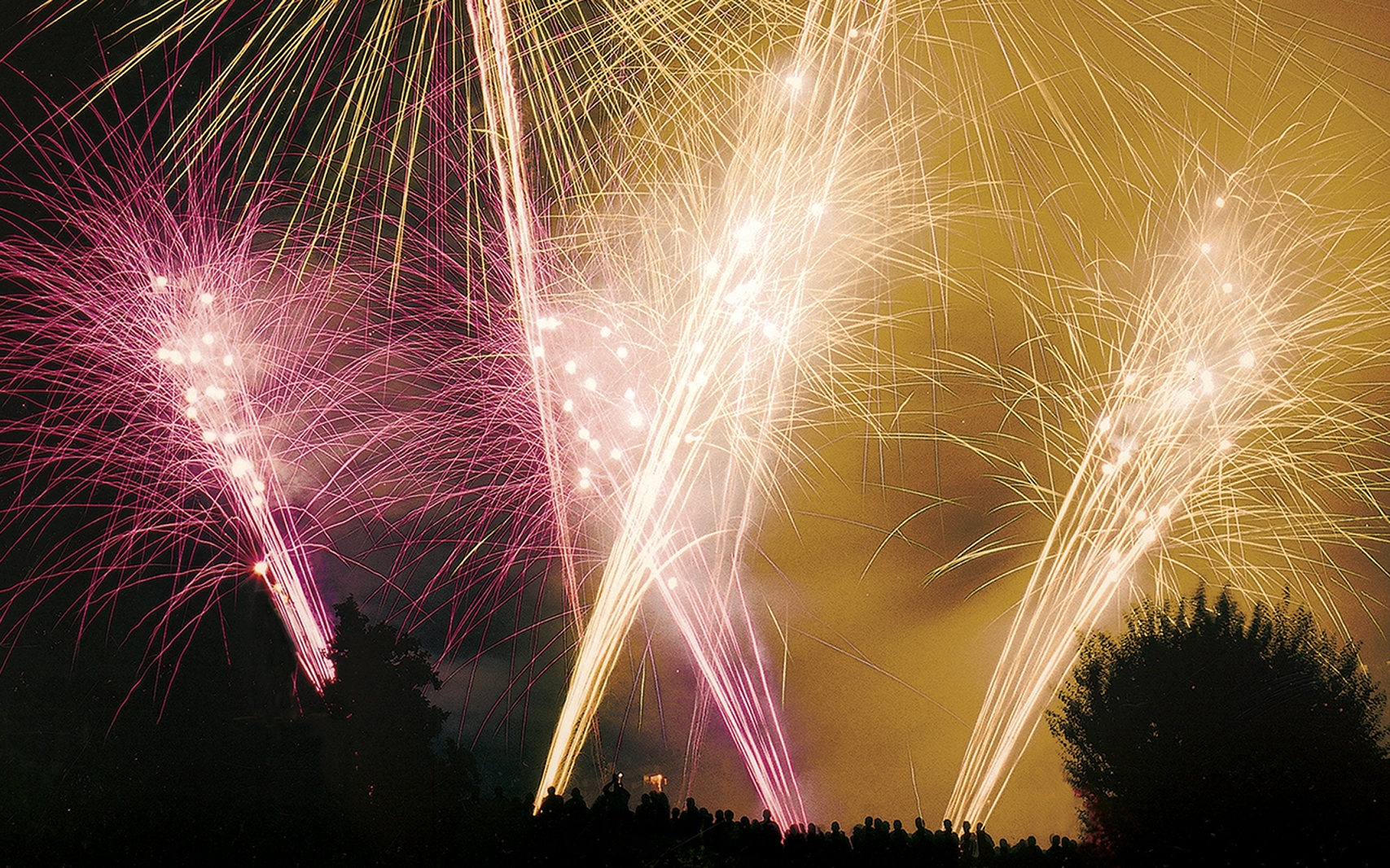 CANGAS DEL NARCEA.- Los cangueses dispararán los fuegos de artificio en Gijón