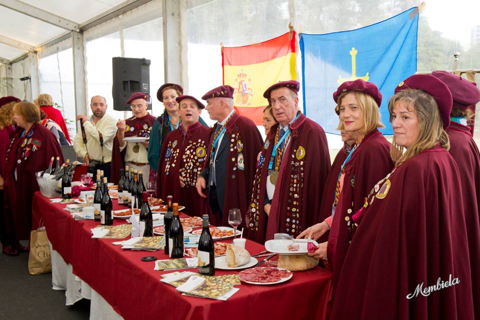 CANGAS DEL NARCEA.-La Cofradía del Vino en el XIV Congreso Europeo de cofradías vínicas y gastronómicas
