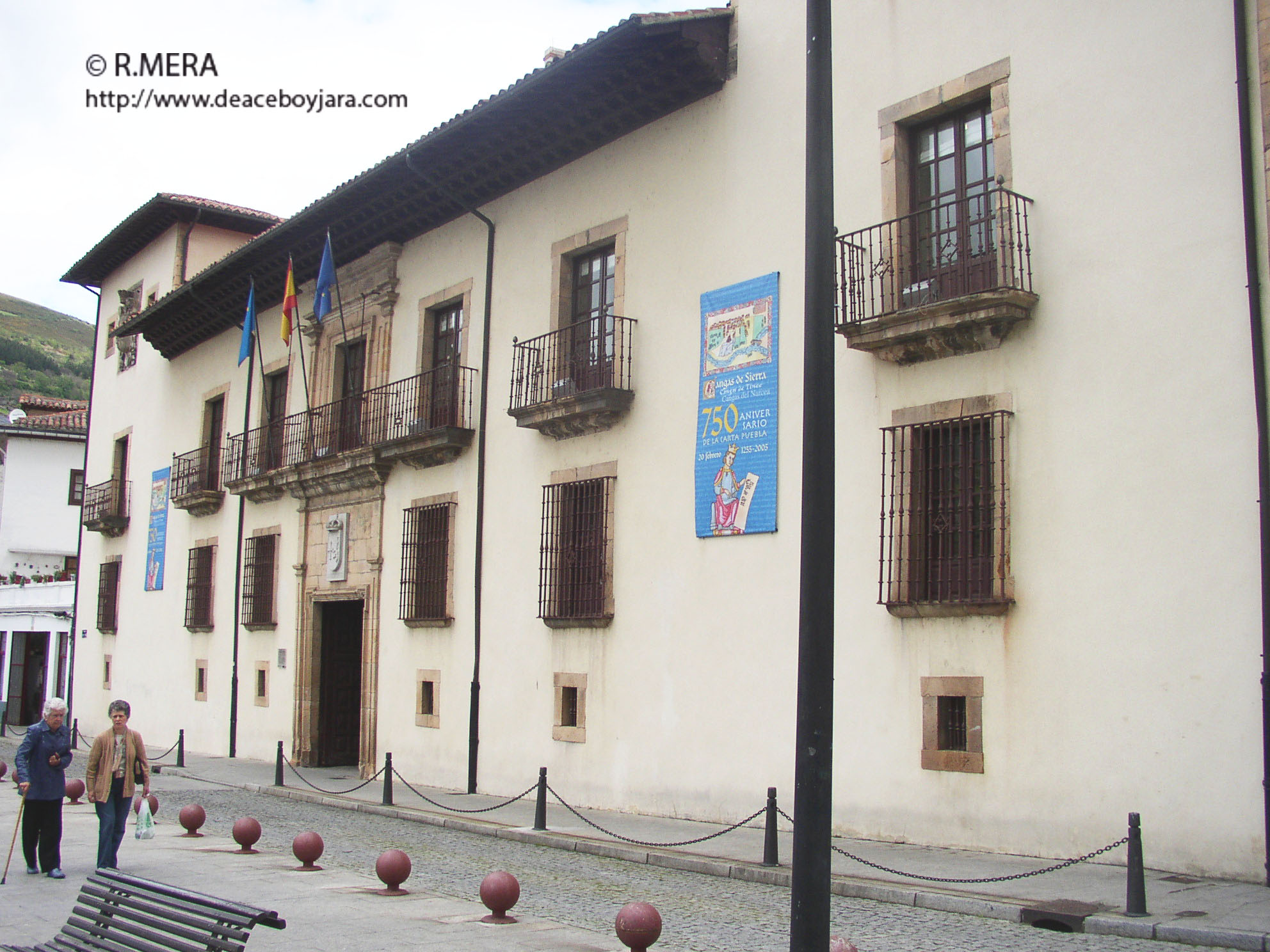 CANGAS DEL NARCEA.- El antiguo asesor municipal reclama más 50.000 euros.