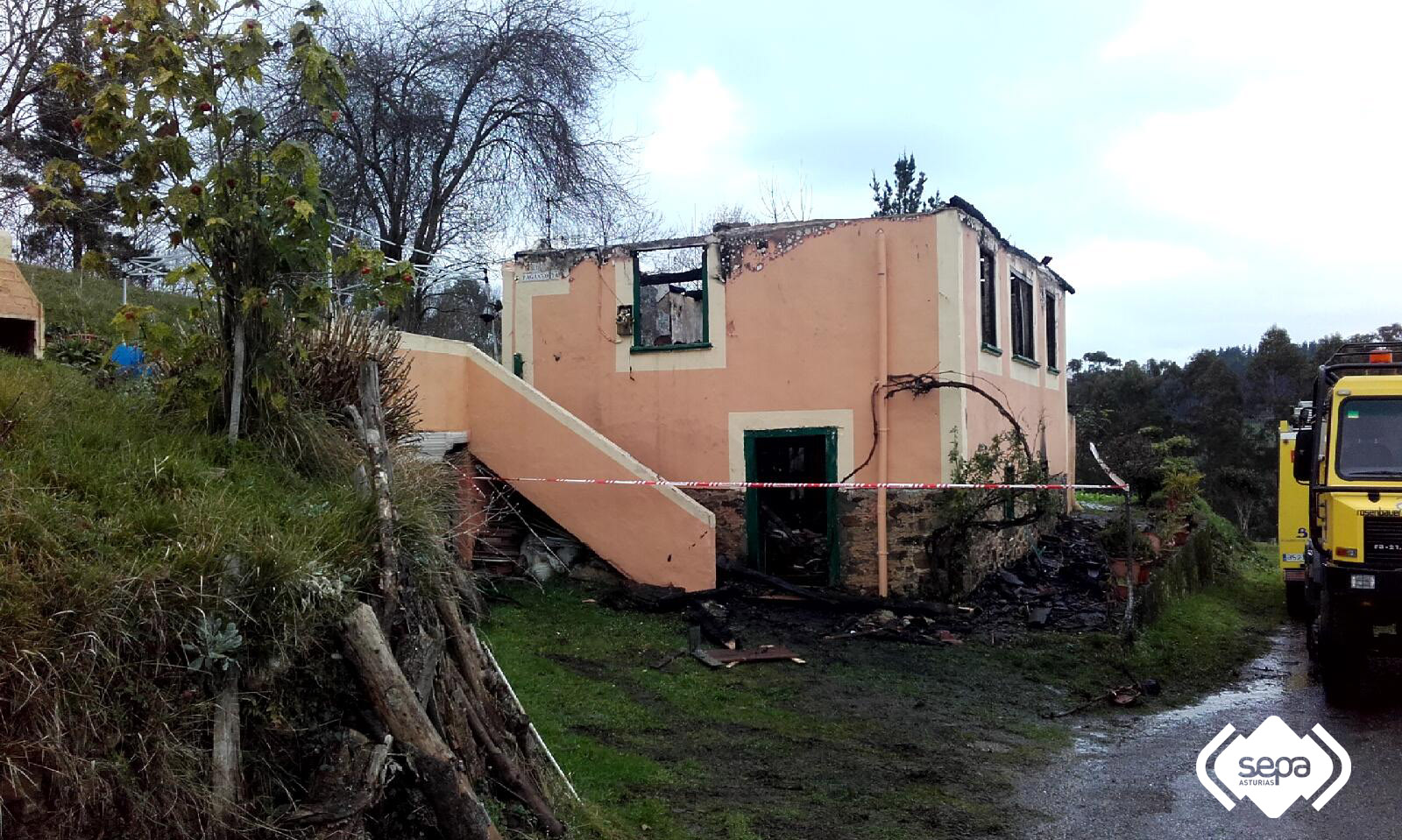 TINEO.- Incendio en San Pedro de Bárcena