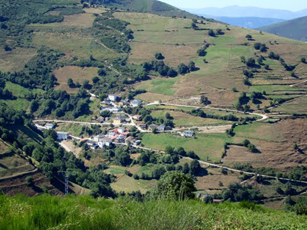 CANGAS DEL NARCEA.- Mejoras en la carretera Villarmental – Siero