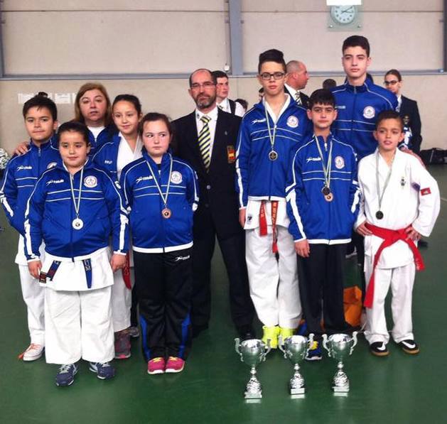 CANGAS DEL NARCEA.- Cangueses que triunfan.Karate: tres oros, una plata y tres bronces.