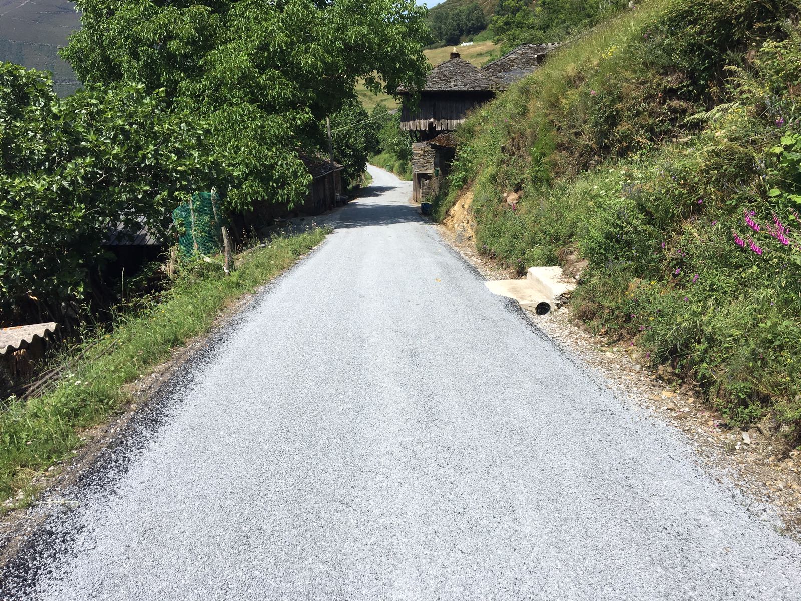 ALLANDE.- Finalizan las obras en Barras y Villanueva