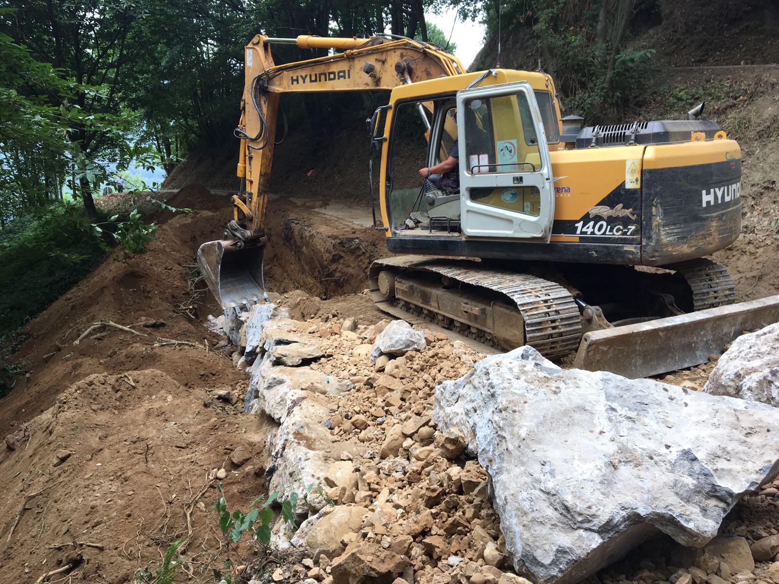 ALLANDE.-Iniciadas las obras de acceso a Carballedo