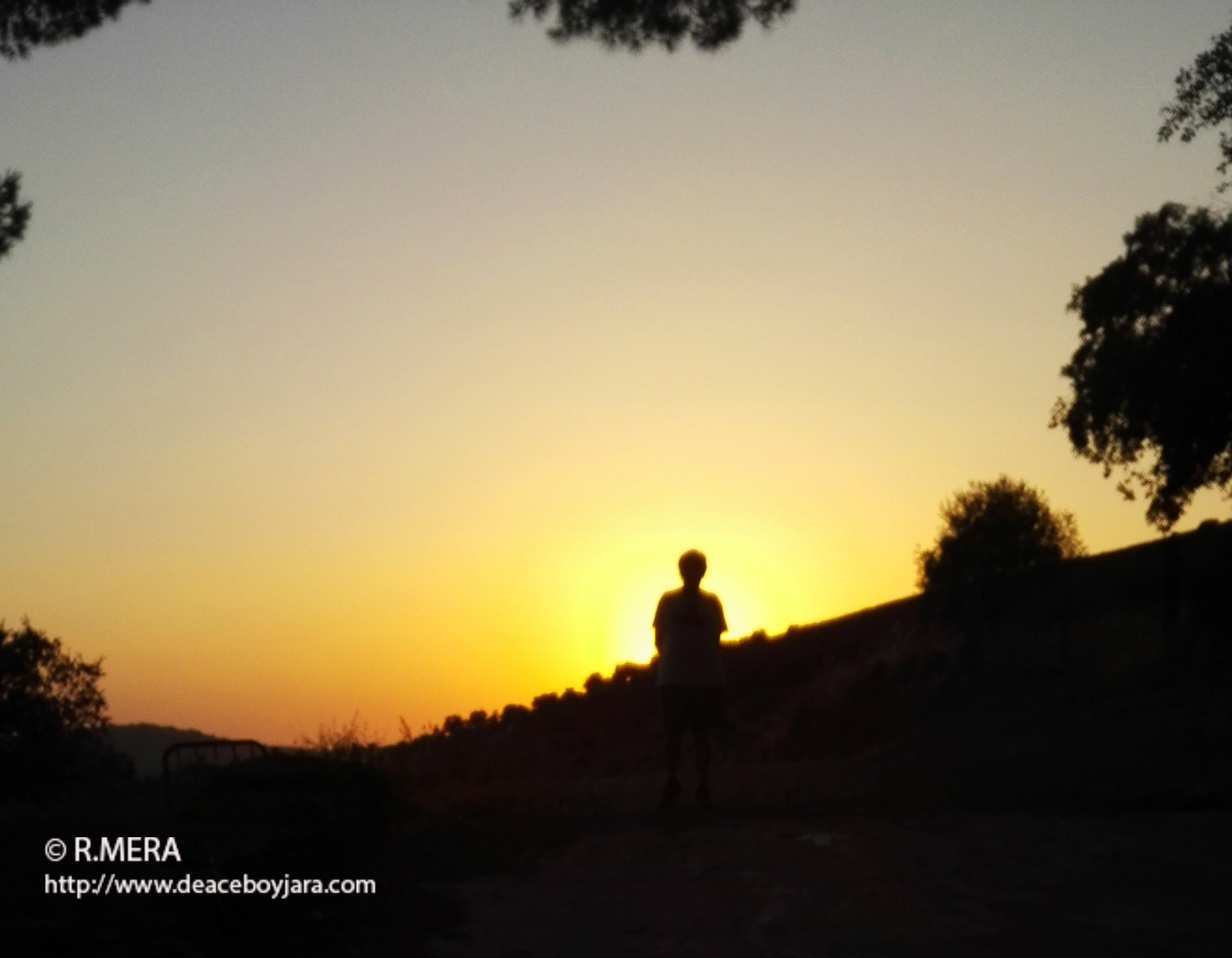 NARCEA/BERZOCANA.- Todo se funde al atardecer