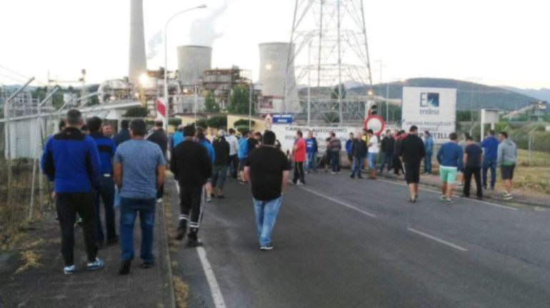 TINEO.- Los mineros de Tineo se reincorporan al trabajo