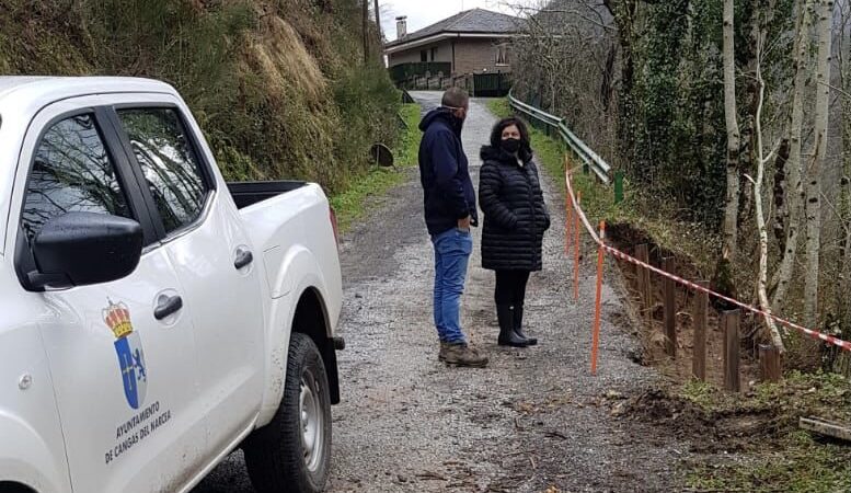 Se inician las obras para sostener el vial de Obacho