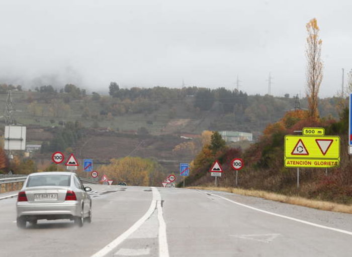 Los anuncios sobre la AS-15, el sueño de una noche de primavera