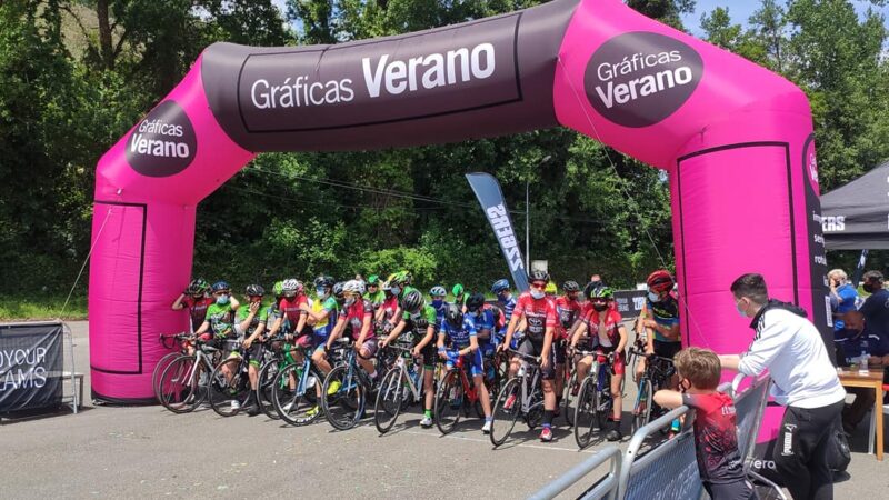 Éxito de la primera carrera federada de rueda estrecha: La Cangas Junior.