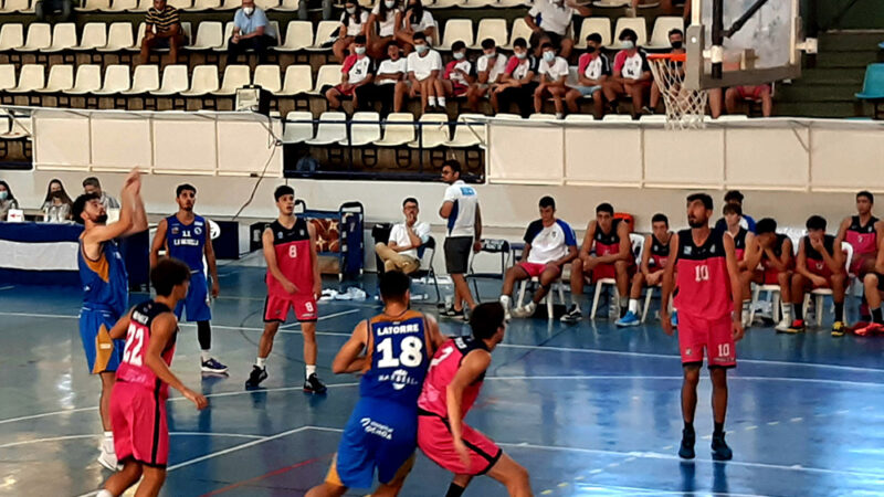 El debut del cangués Jaime Llano