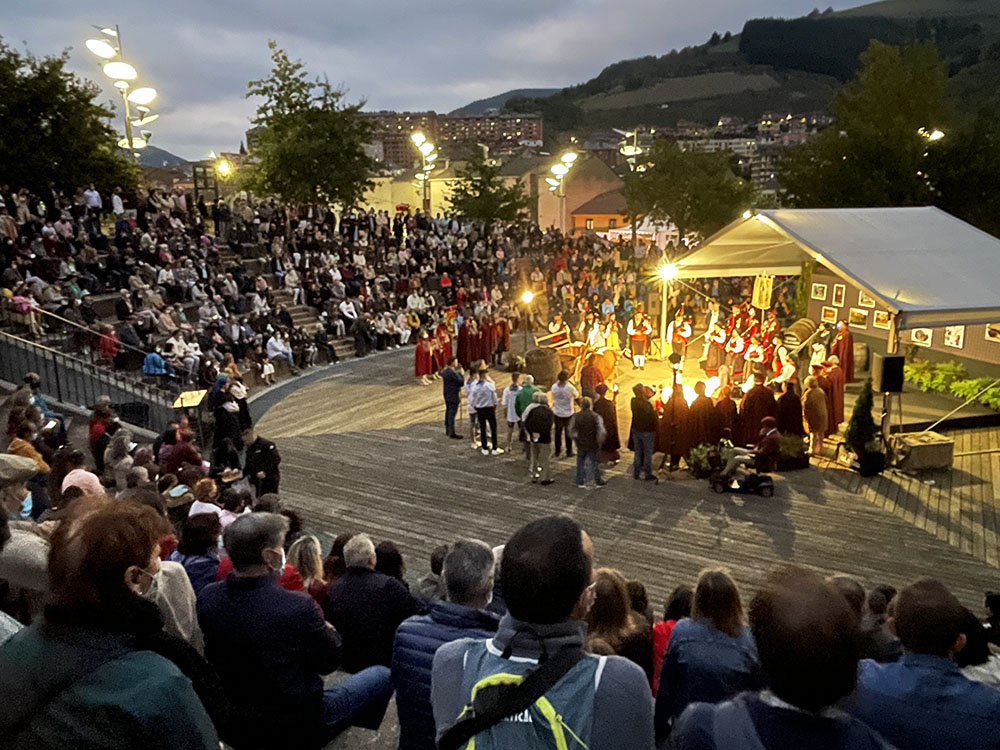 “Éxito rotundo” en la XIX Fiesta de la Vendimia de Cangas del Narcea