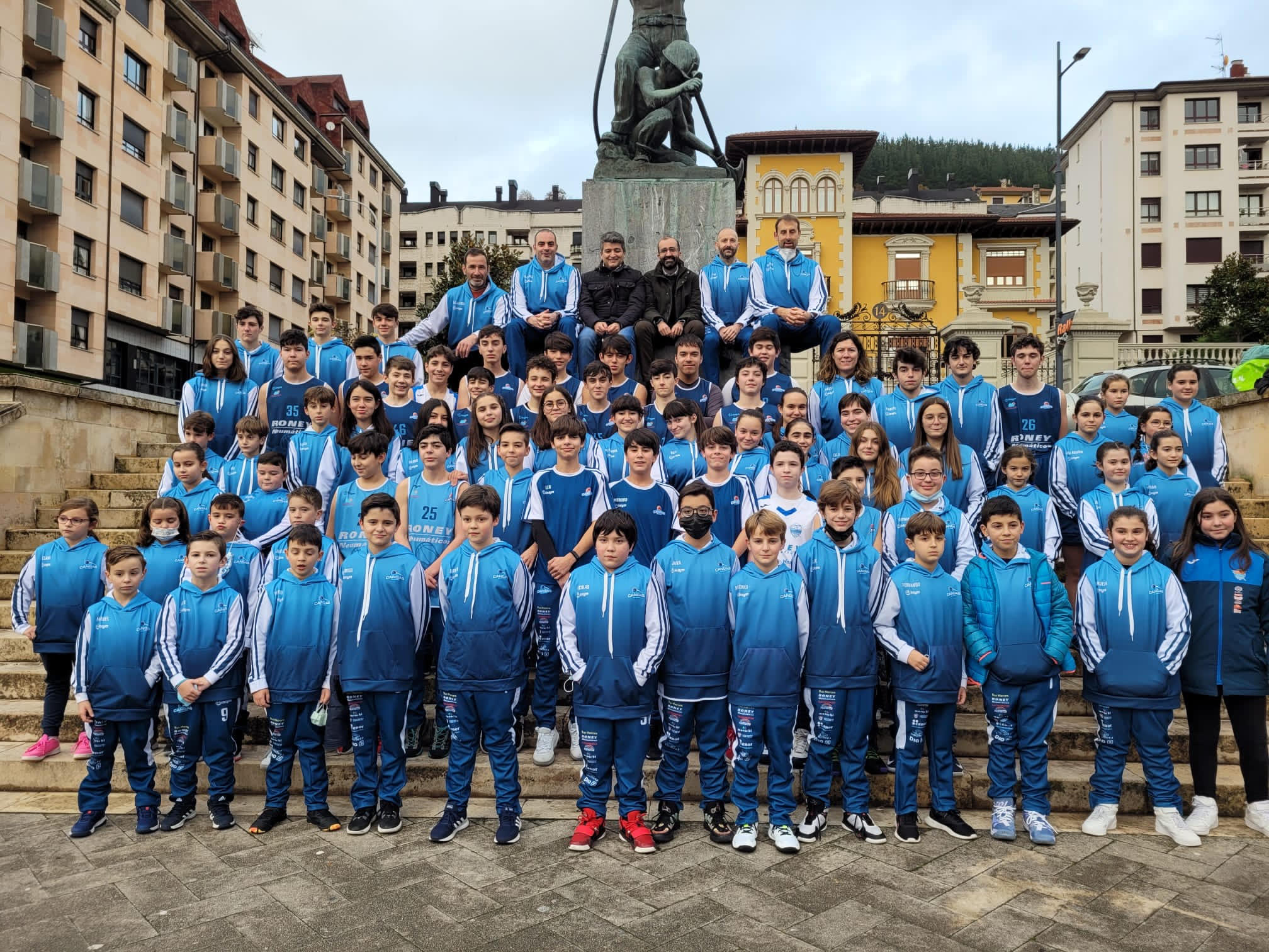 El Baloncesto cangués empuja