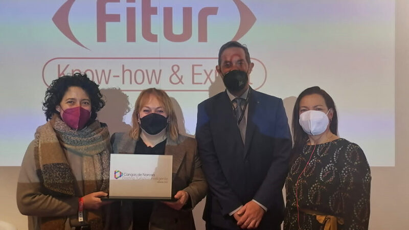 Cangas recibe en FITUR el distintivo de adhesión de Destino Turístico Inteligente