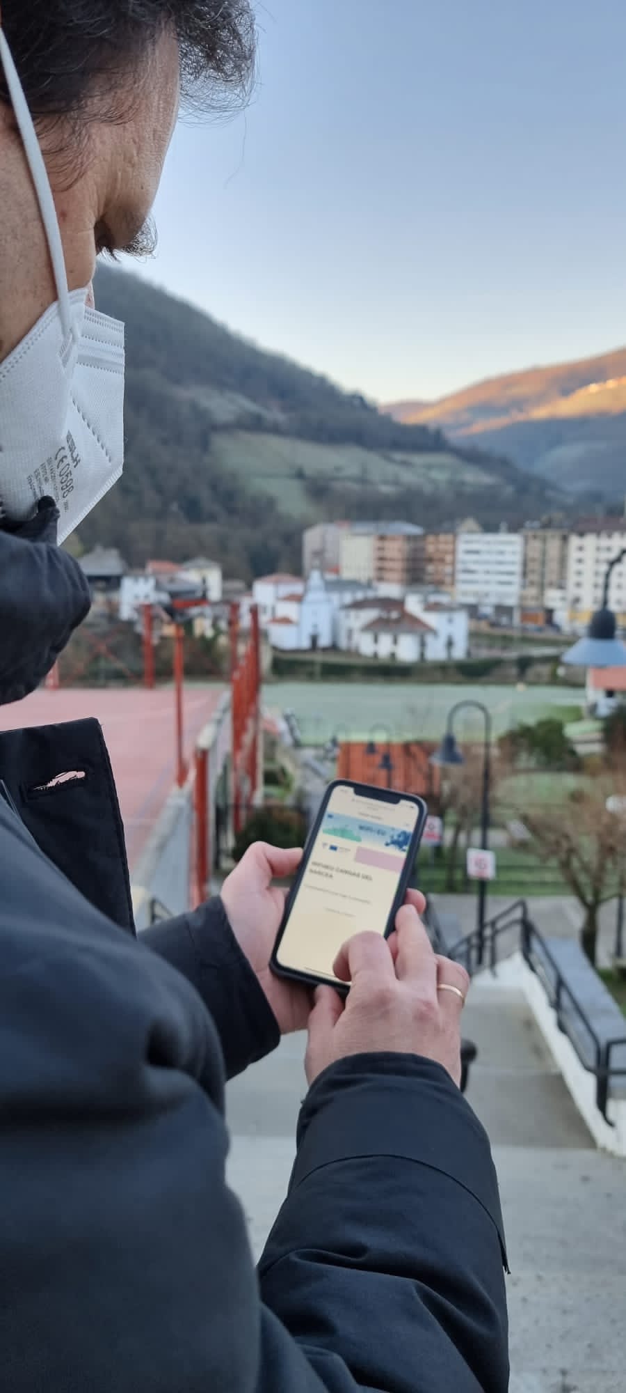 Pese a todo, avanzamos: Cangas dispone de tres zonas gratuitas de wifi y aspira a convertirse en una villa inteligente