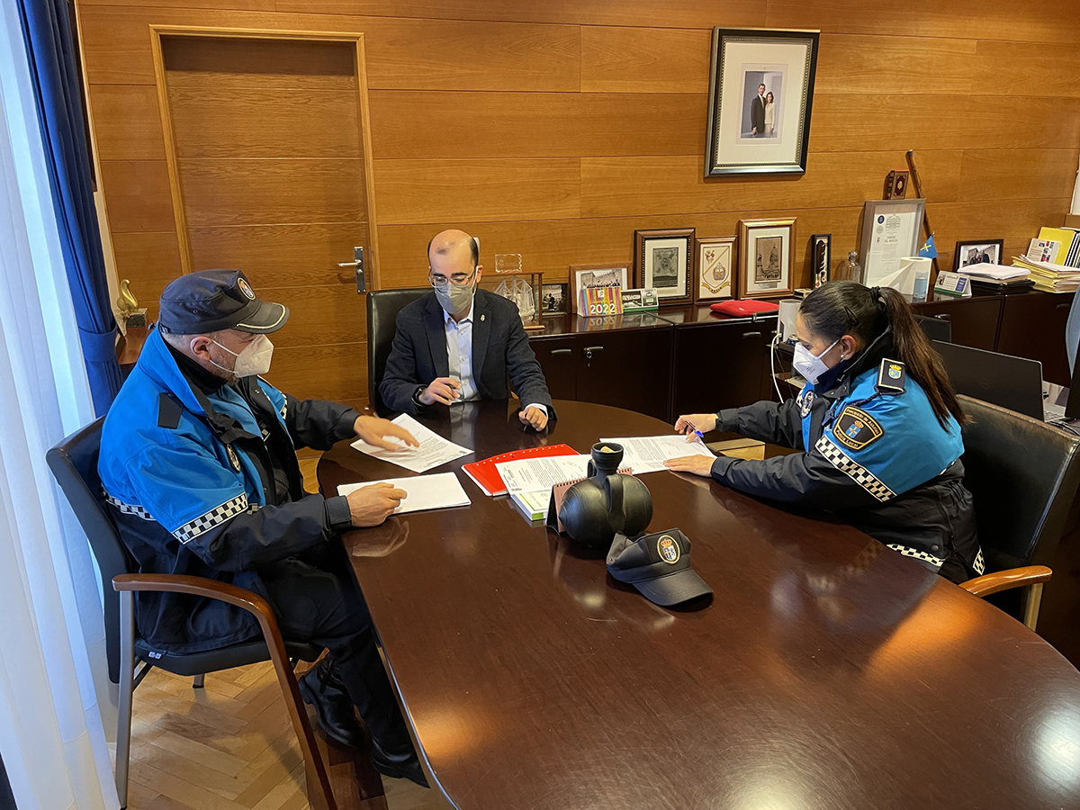 Cangas incorpora una nueva agente local a su plantilla