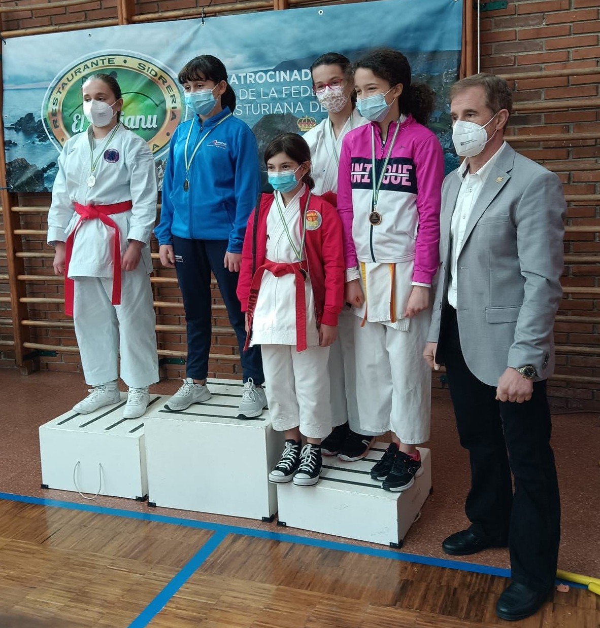 Los cangueses del karate triunfan