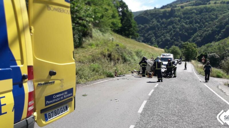 Accidente de tráfico en Regla de Perandones