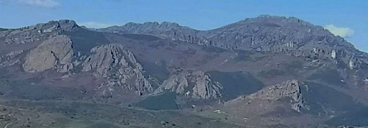 La foto y su pie: A las Villuercas desde el Cerro del Águila