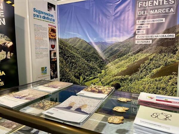 Cangas del Narcea muestra su oferta de ecoturismo en la feria NaturCyL en Palencia