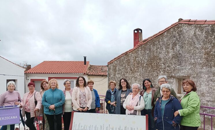 La directora general del Instituto de la Mujer visita Berzocana