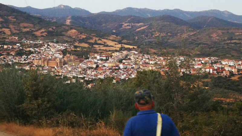 La foto y su pie: Y Sotana cumplió su promesa