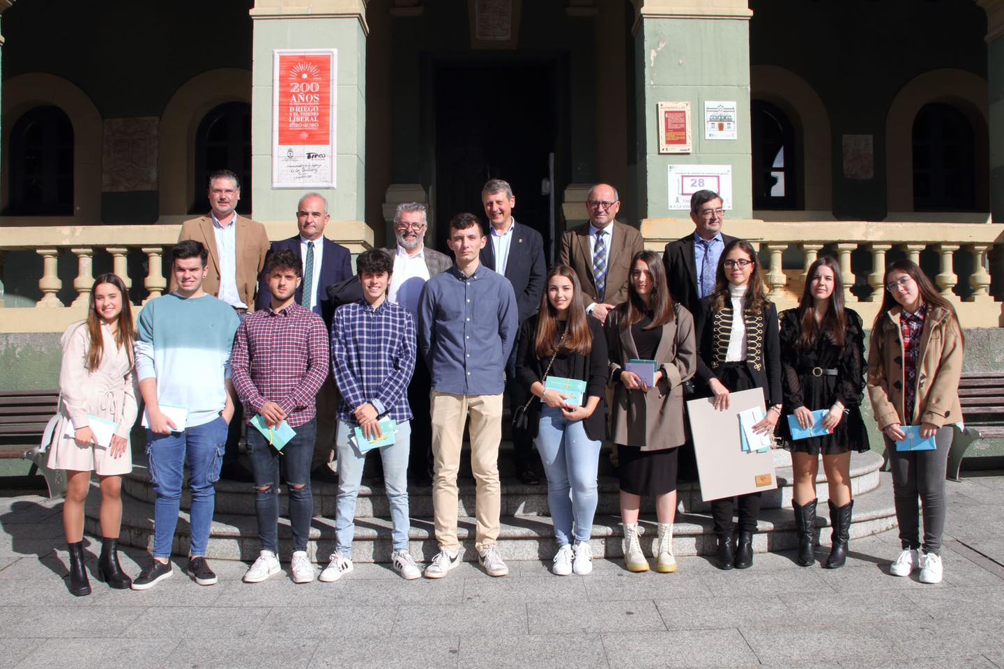 Automáticos Tineo entrega sus becas de estudio