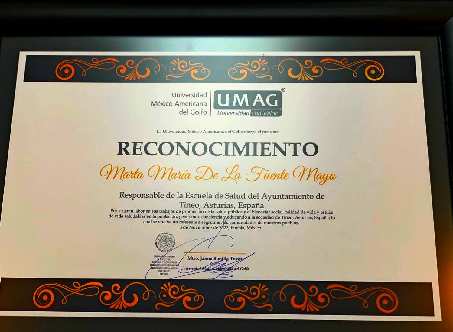La Universidad Mexicana Americana del Golfo, premia a la tinetense Marta de la Fuente