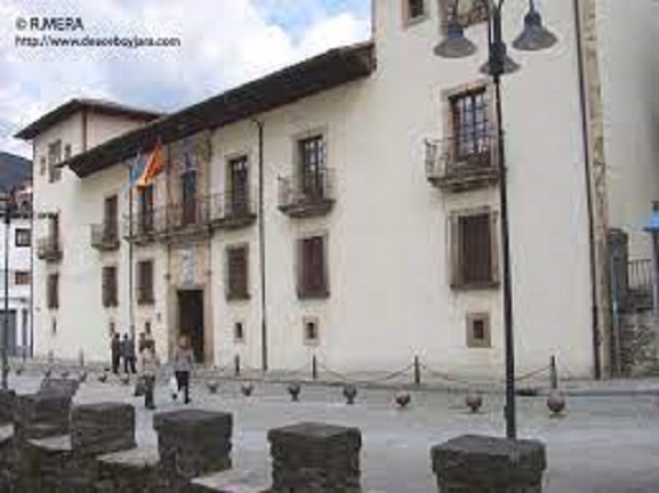 CANGAS DEL NARCEA.- El ayuntamiento solicita un crédito de un millón de euros