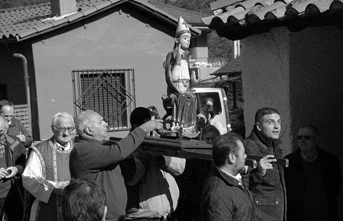 CANGAS DEL NACEA.- San Tison , San Tiso, y aquellas cenas de antaño