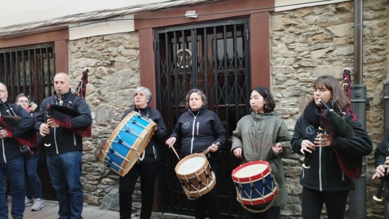 Cariñoso recuerdo-homenaje a Antón Chicote