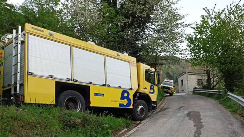 CANGAS DEL NARCEA.- Muere en accidente de tractor en Saburcio