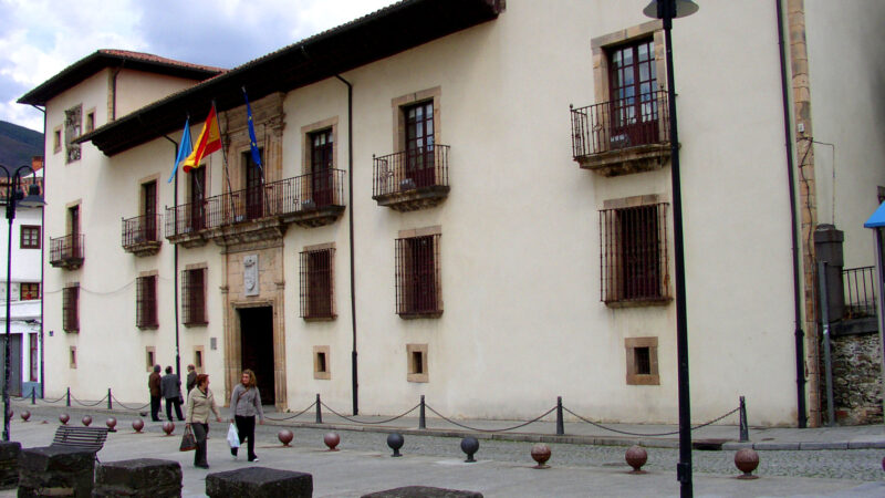 CANGAS.- Dos concejales de la lista socialista dimiten antes de tomar posesión