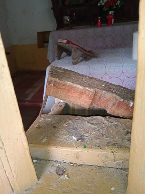 TINEO- Destrozos en la capilla del Cristo de Bárcena