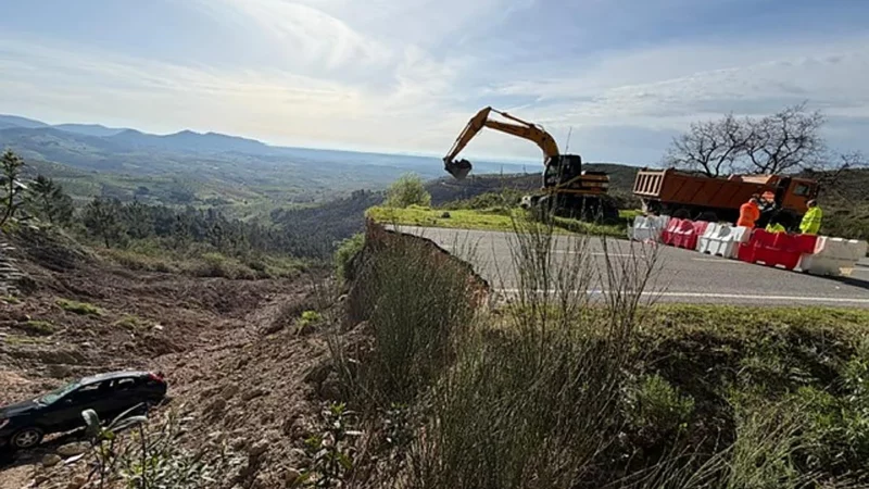 BERZOCANA.- Se inician los trabajos de restauración en CC-428