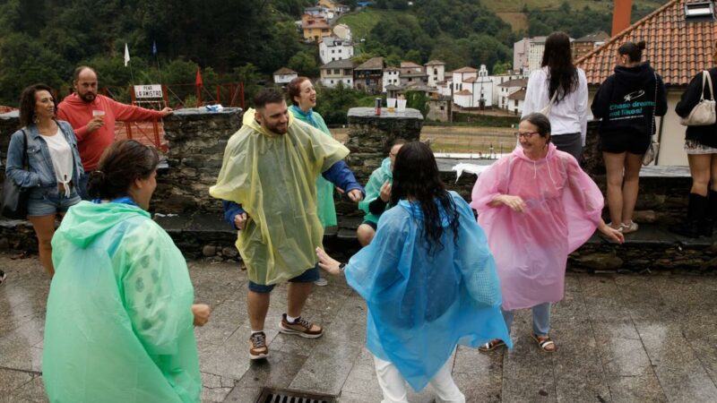 CANGAS DEL NARCEA.- Crónica de un 16 de julio pasado por agua