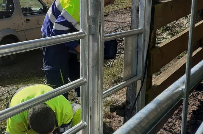 ALLANDE.- El ayuntamiento acondicionada la manga ganadera de Berducedo